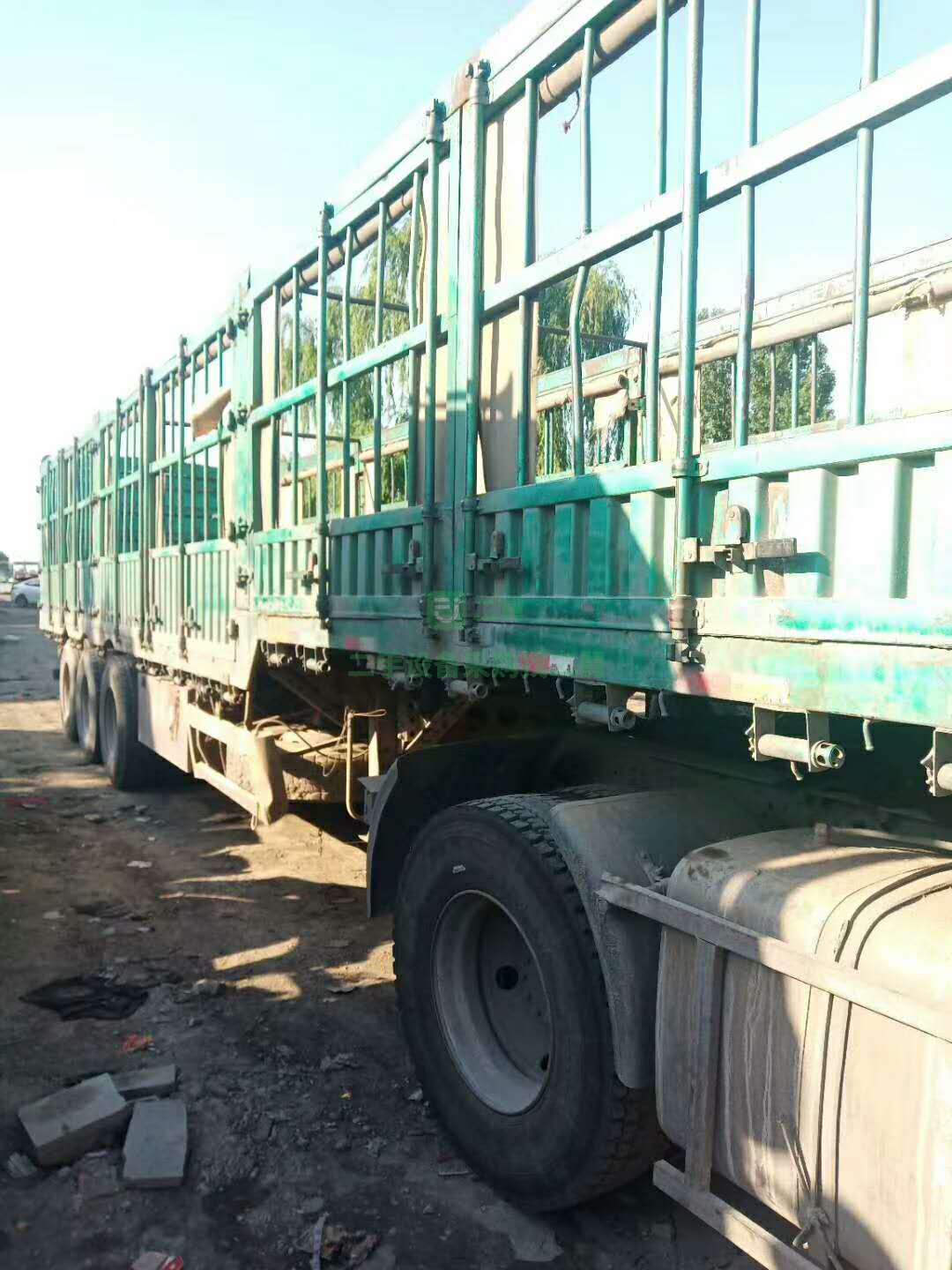 出售一臺德龍X3000單驅牽引車，430馬力