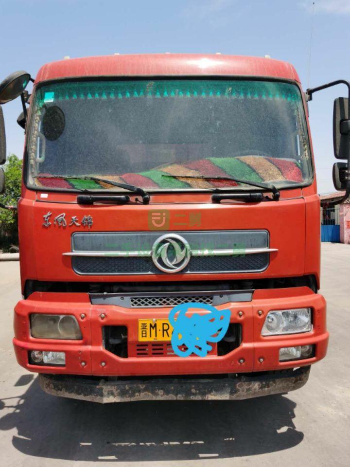 出售二手的前四后八自卸車，國三，國四，國五出售