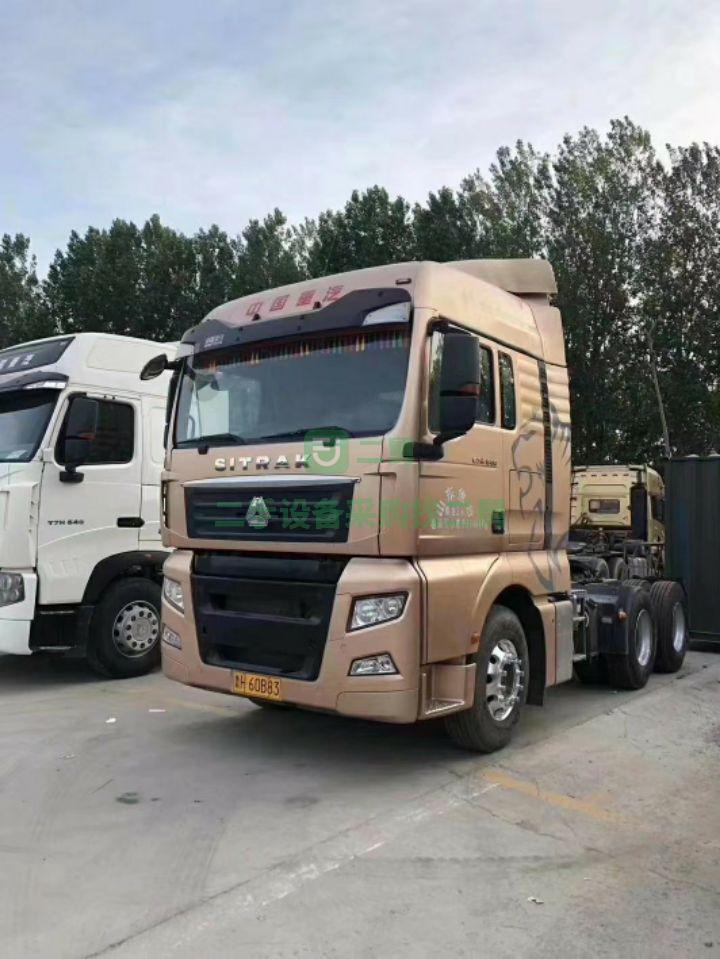 出售汕德卡540馬力帶液緩牽引車