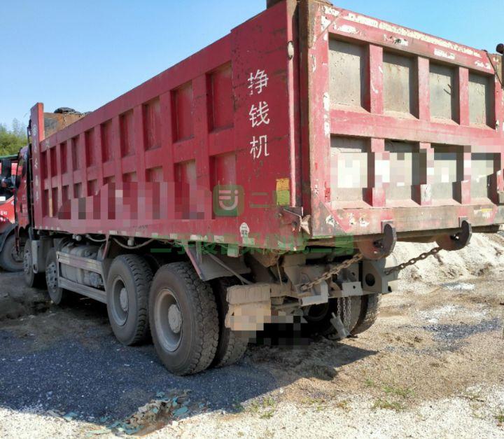 出售二手的九成新的解放J6P自卸車