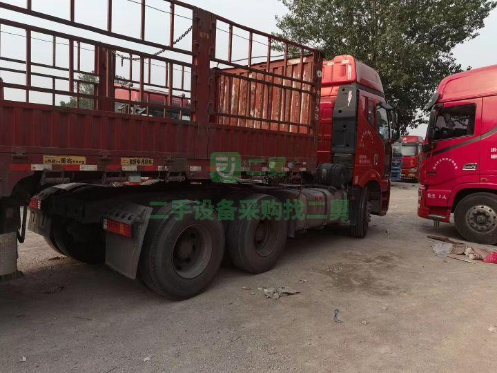 出售一汽解放J6P牽引車17年11月420馬力國五排放，全車輪胎九成新