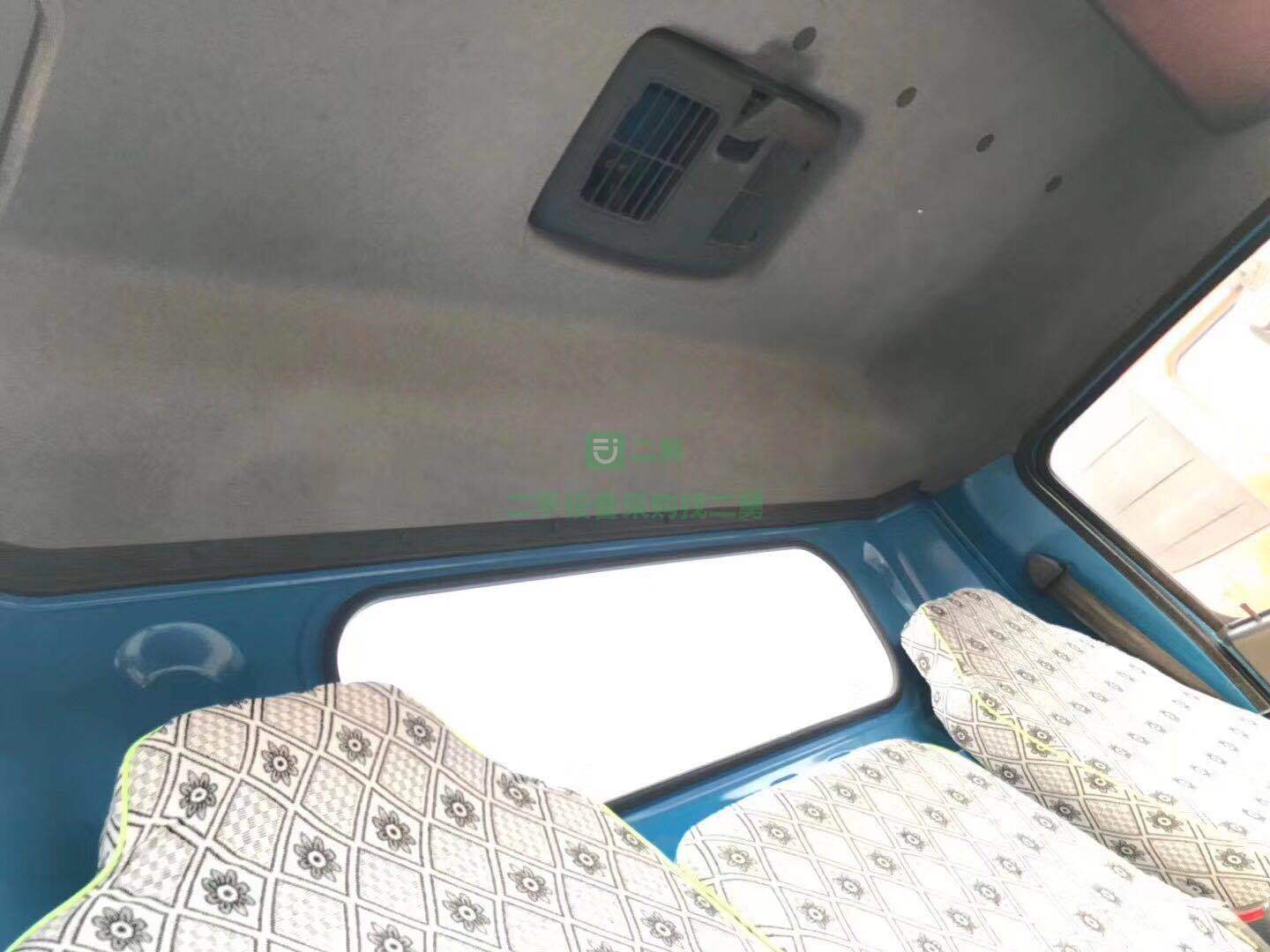 出售東風多利卡八噸灑水車16年 全新罐體