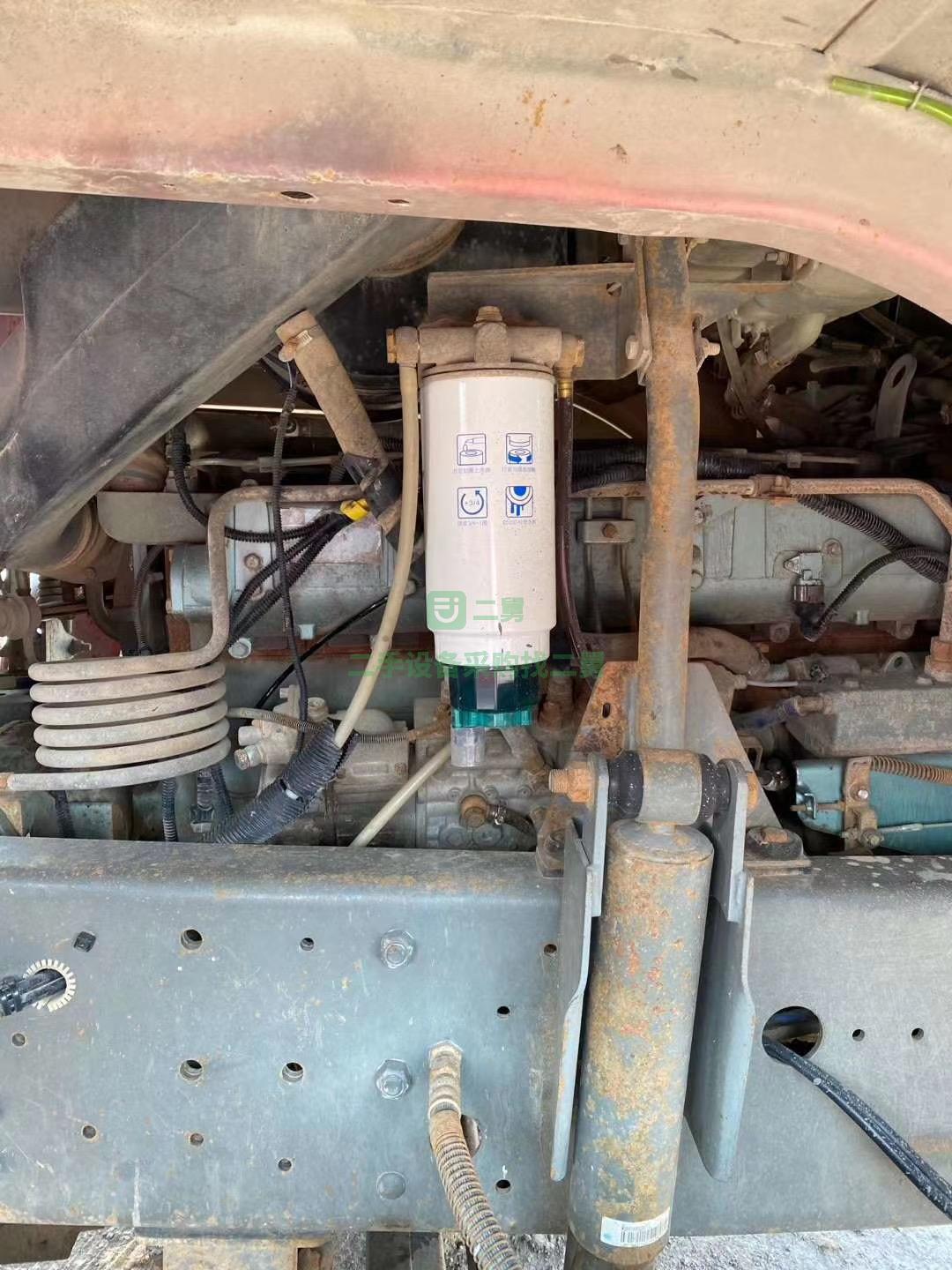 出售11年4月 五米六豪沃自卸車！奔馳橋 十速