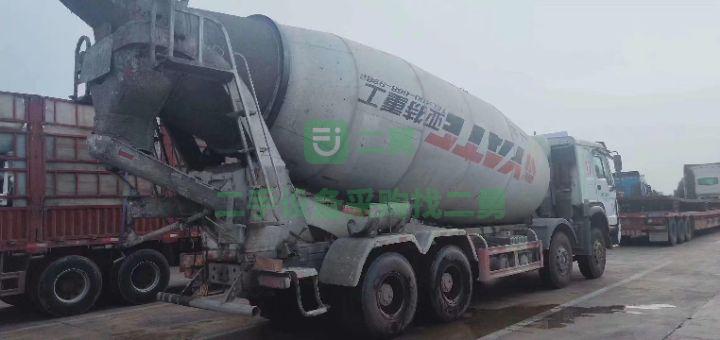 17年豪沃，亞特上裝，國五排放！大20立方攪拌車
