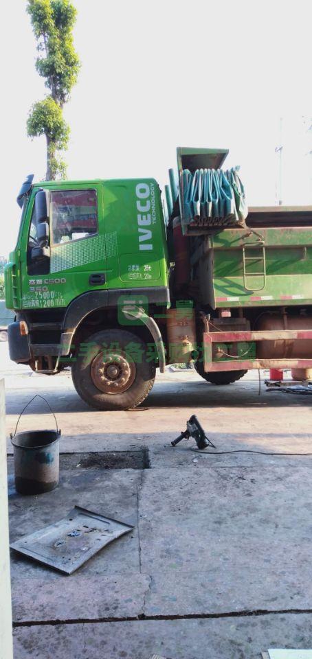 出售二手的自卸式貨車283407杰獅自卸車