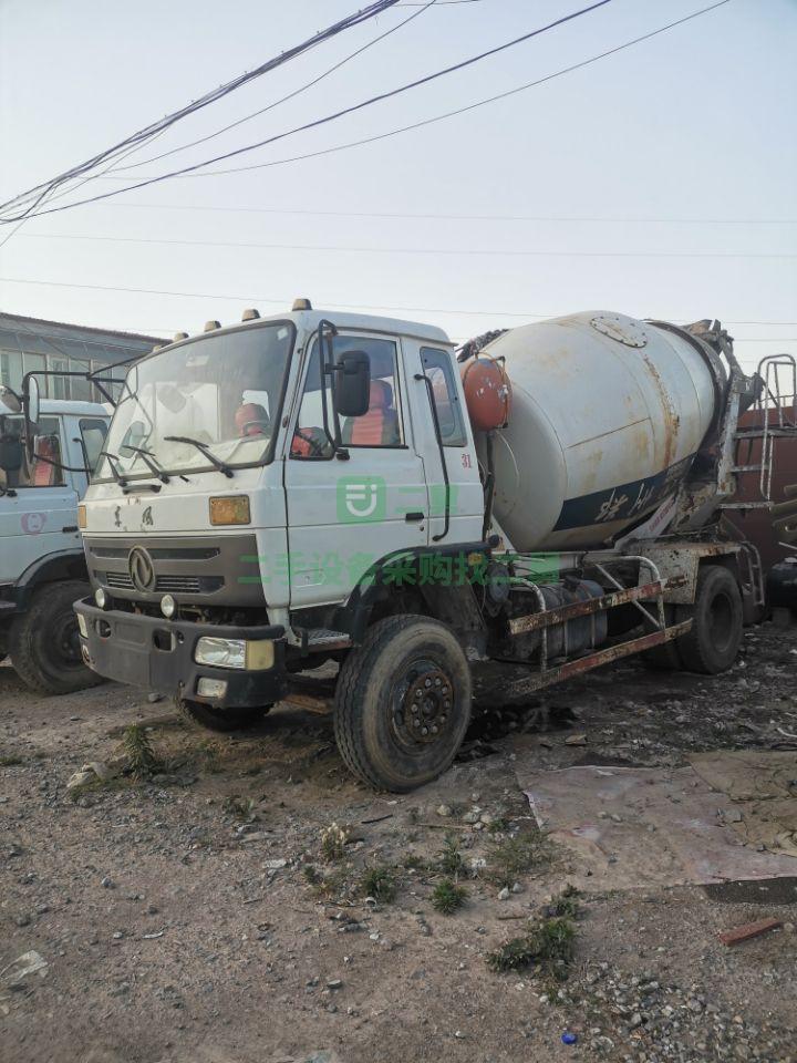 轉(zhuǎn)讓一臺東風六方攪拌車