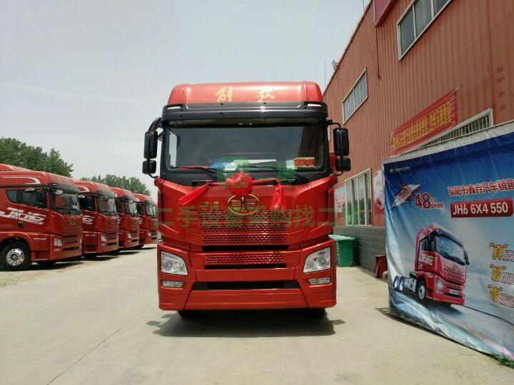 出售jH6手自一體550馬力牽引車