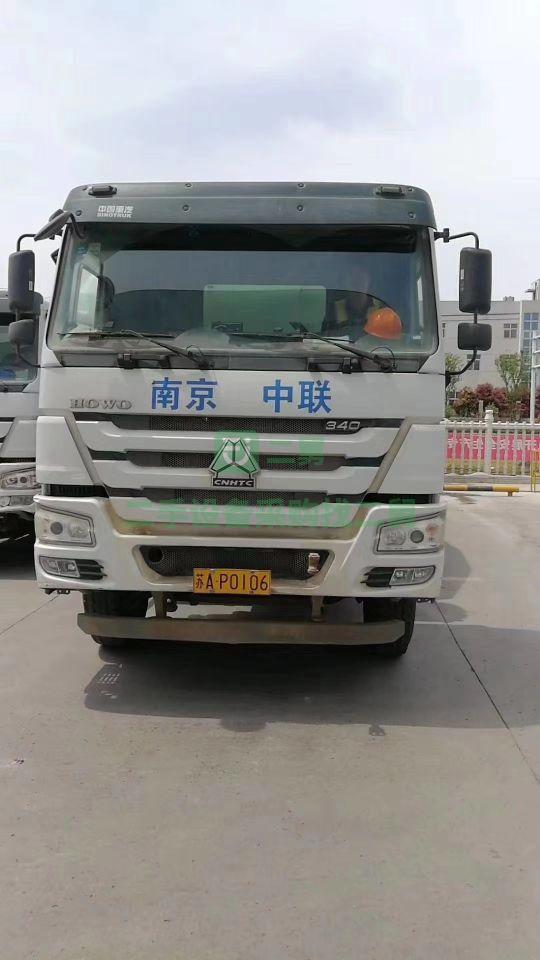 14臺18年大20拉22方攪拌車轉讓長度11.950米。豪沃中集瑞江上