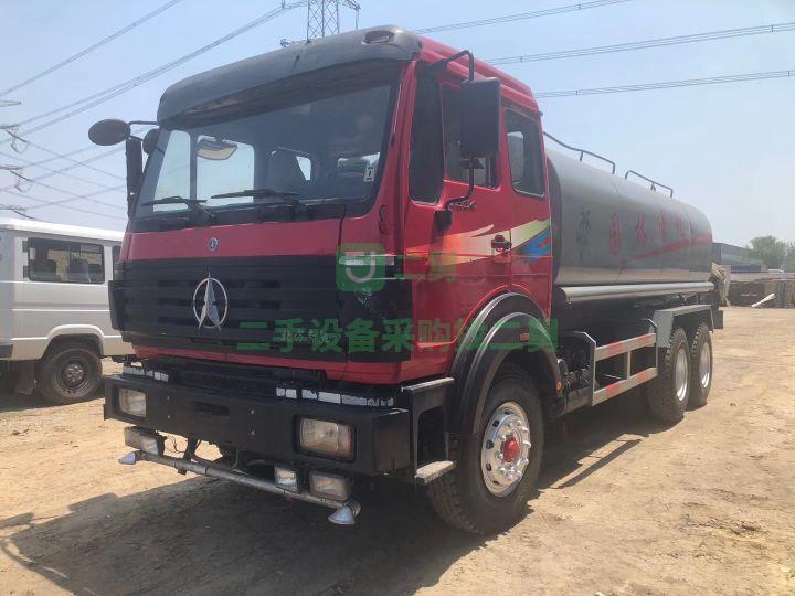 出售二手的北奔340馬力二十噸灑水車