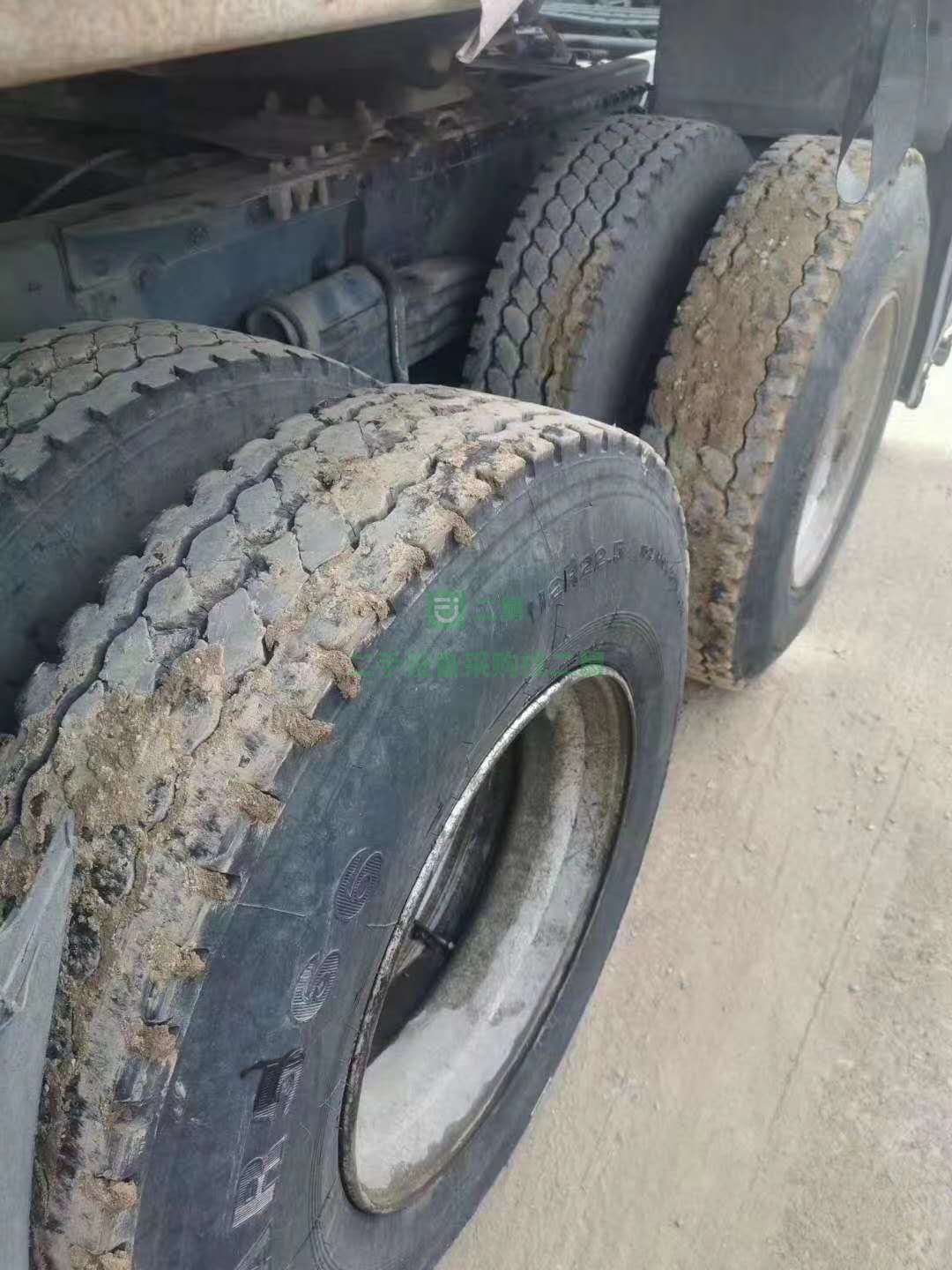 出售解放悍威400牽引車(chē)雙油箱輪胎8成車(chē)頭20萬(wàn) ,首付6萬(wàn)