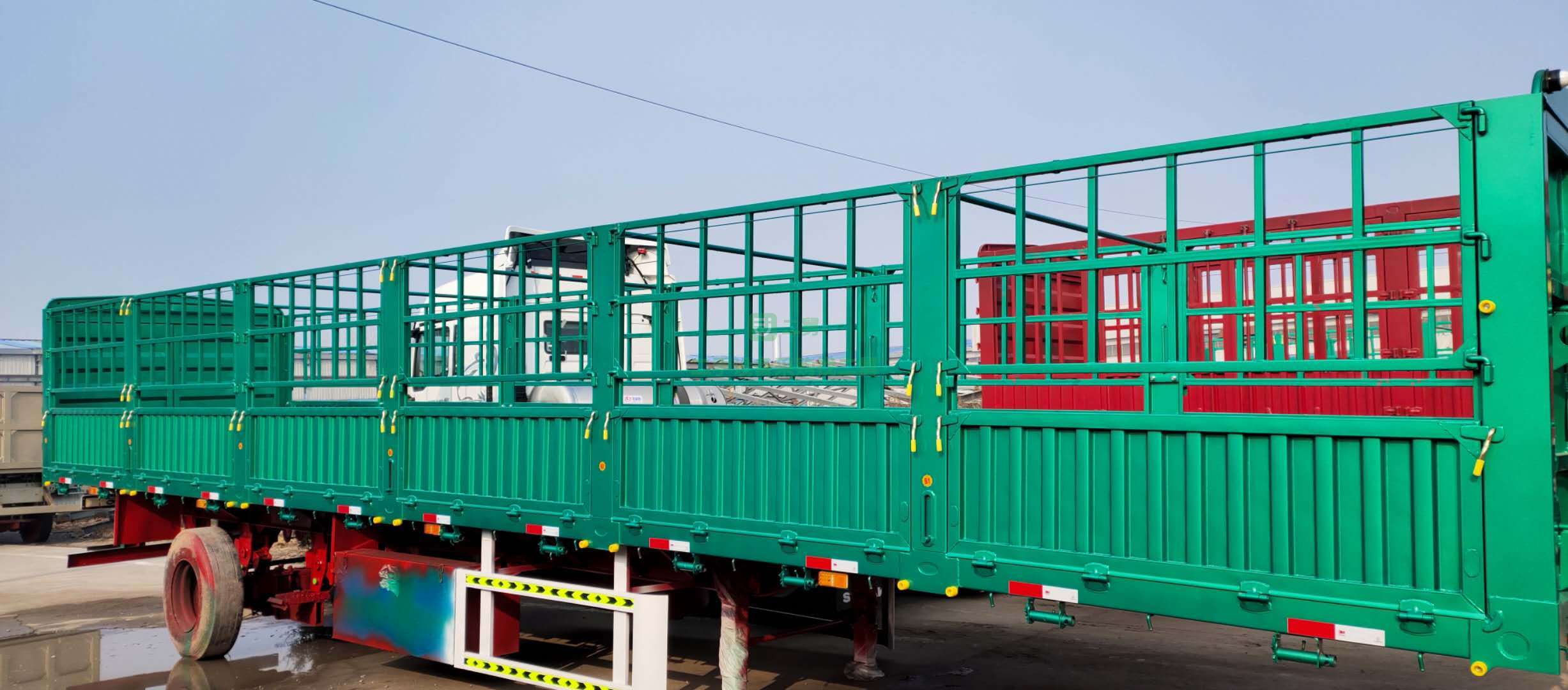 低價急轉一輛九成新側翻花籃半掛車，車況極品