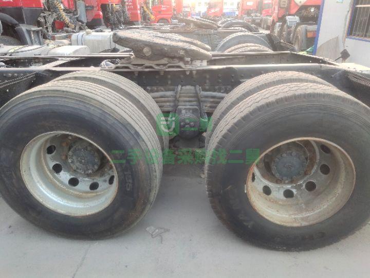 出售18年十月，德龍新m3000.430馬力，濰柴發動機牽引車