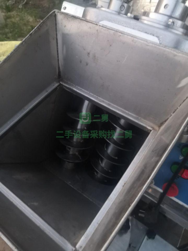 低價轉(zhuǎn)讓，九成新旭眾87包子機(jī)