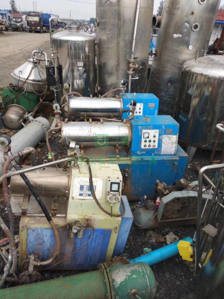 轉讓二手九成新的臥式砂磨機，設備成色好