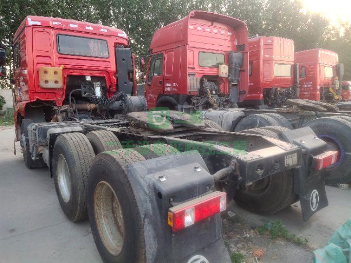 出售18年十月，德龍新m3000.430馬力，濰柴發動機牽引車