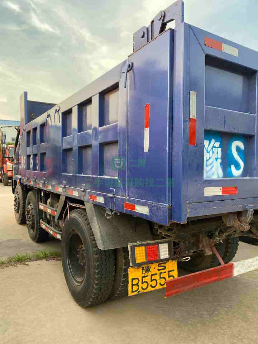 急售！福田金剛Q3 170Y自卸車，4.6米大箱，153加強橋，170馬力，前置頂，900輪胎，法士特10檔變速箱