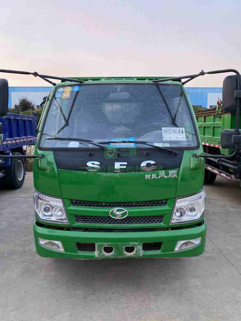 急售！時(shí)風(fēng)風(fēng)順自卸車，剛行駛200公里新車，3米大箱，1093后橋，小五檔變速箱