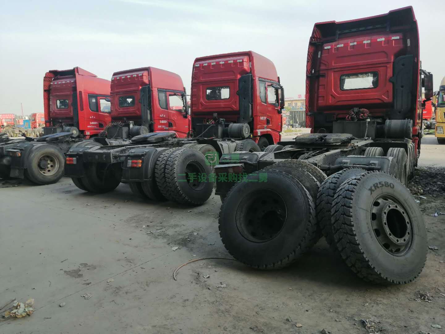 出售17年10月份，德龍X3000牽引車國五排放，雙驅(qū)輕體，430馬力