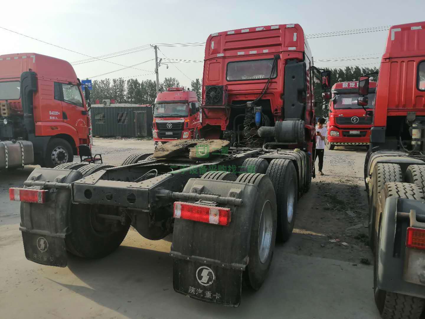 出售2017年6月份，德龍新M3000牽引車，國五排放，雙驅(qū)輕體