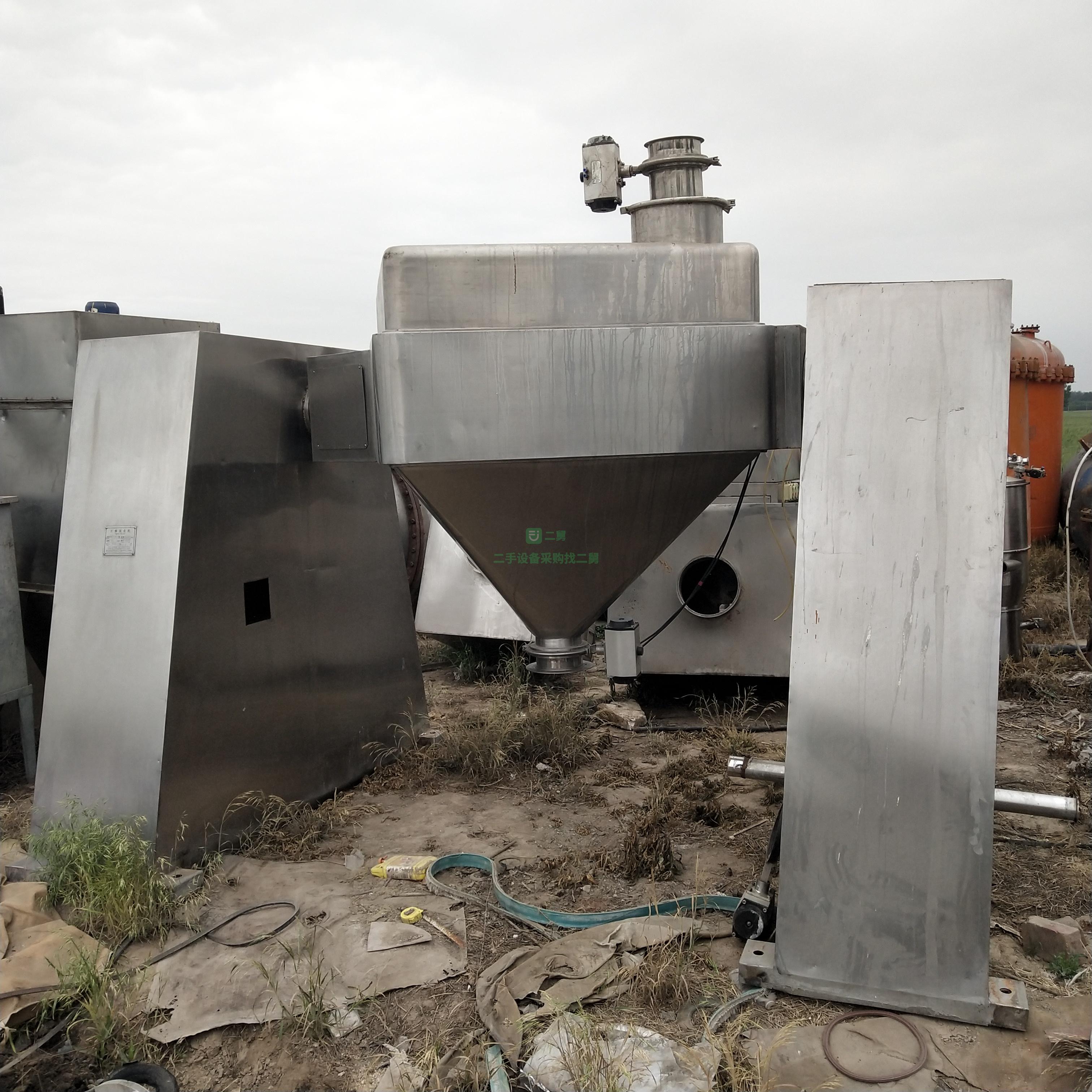 出售200L三維運動混合機2臺2000L 二維混合機8臺