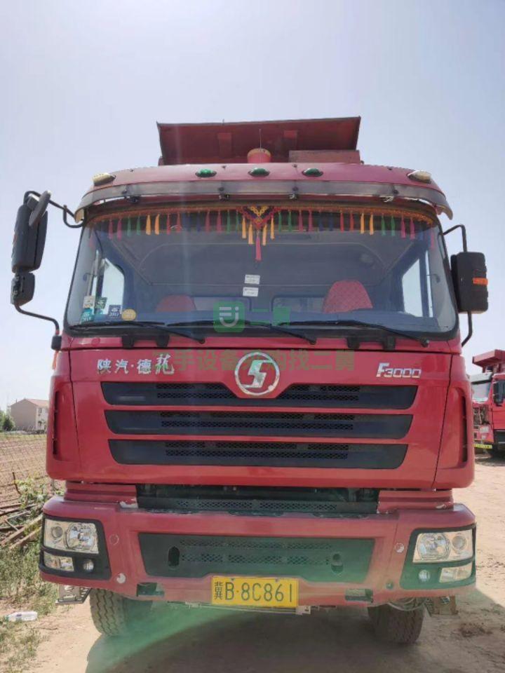 精品國四16年5月德龍土方車出售，大廂長度8米自卸車，375馬力，全車正品帶