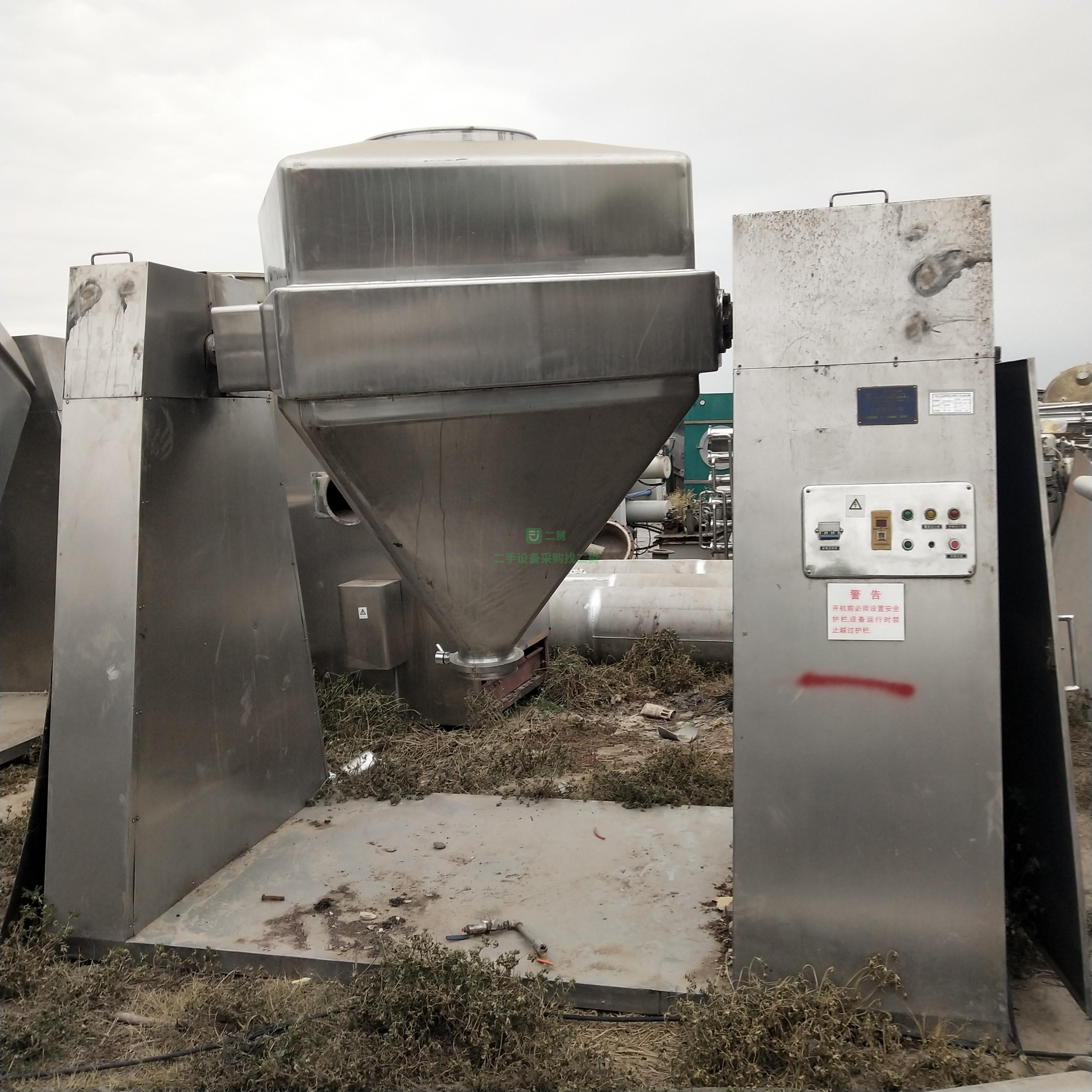 出售200L三維運動混合機2臺2000L 二維混合機8臺