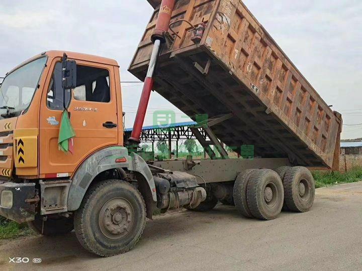 轉(zhuǎn)讓二手七成新以上的北奔340土方車