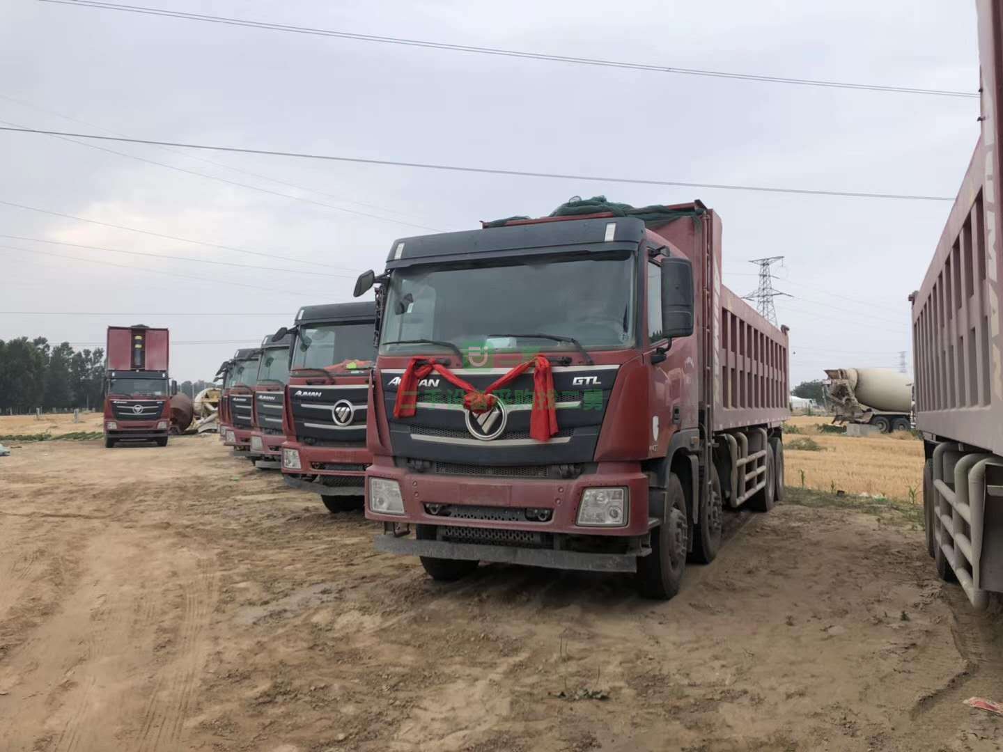 出售19年7月份歐曼自卸車，大箱8米2長