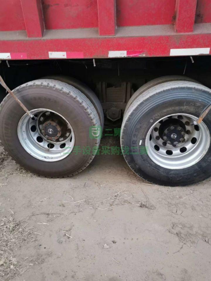 低價出售多臺輕皮宣德土方車，6-6.8米大箱1.5米樓板