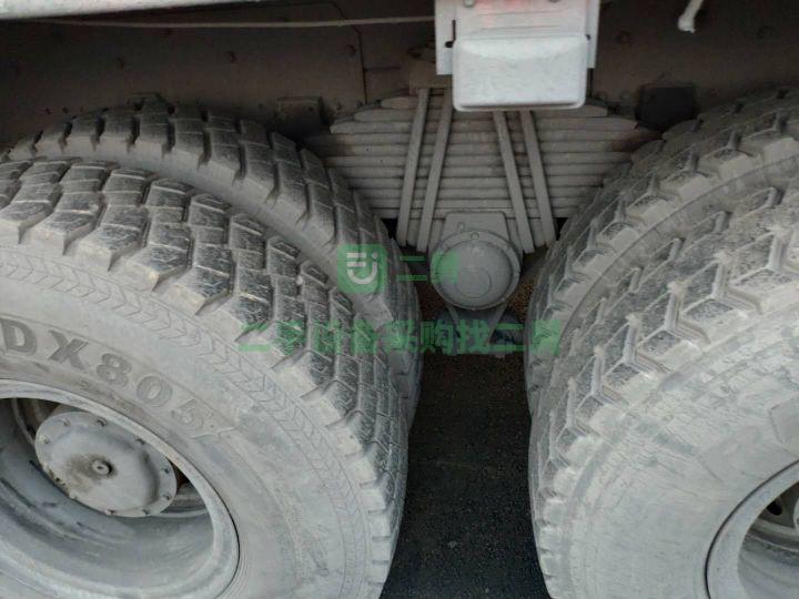 出售17年7月380馬力土方車，全手續(xù)全保險，正品輪胎，檢車保險