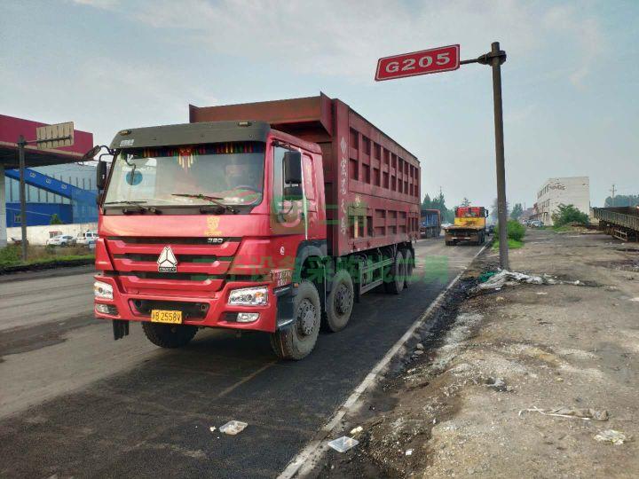出售17年7月380馬力土方車，全手續(xù)全保險，正品輪胎，檢車保險