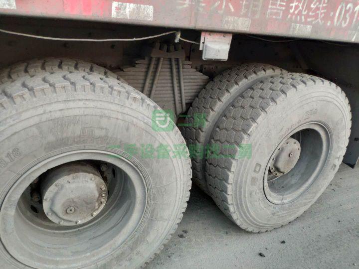 出售17年7月380馬力土方車，全手續(xù)全保險，正品輪胎，檢車保險