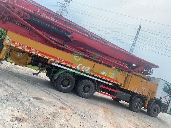 出售17年三一重工國(guó)四60米泵車