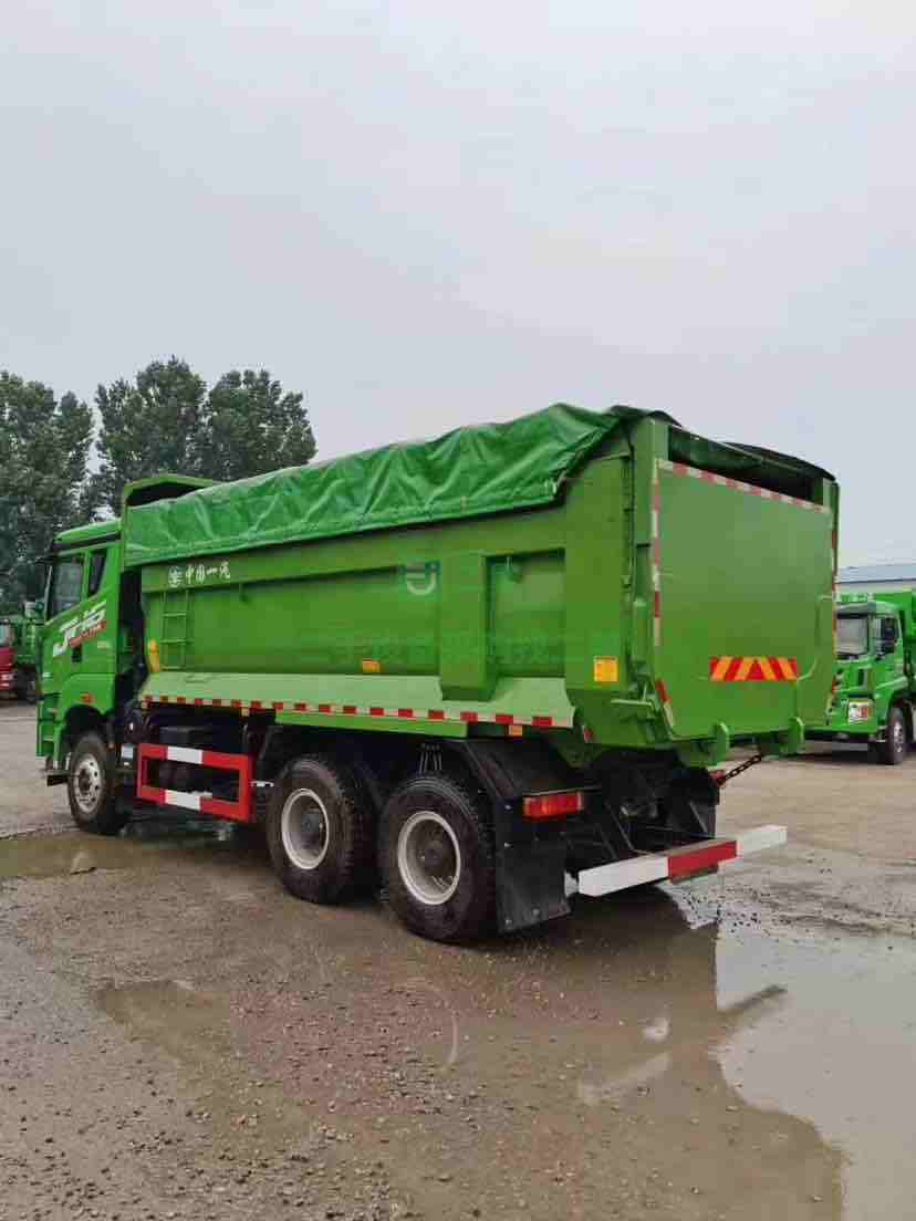 出售解放JH6工程車，420馬力，錫柴動力，高低速12速，車長5.6米，奔馳橋，歐力克油缸，合格證發票帶三包，飛全國，支持分期付款