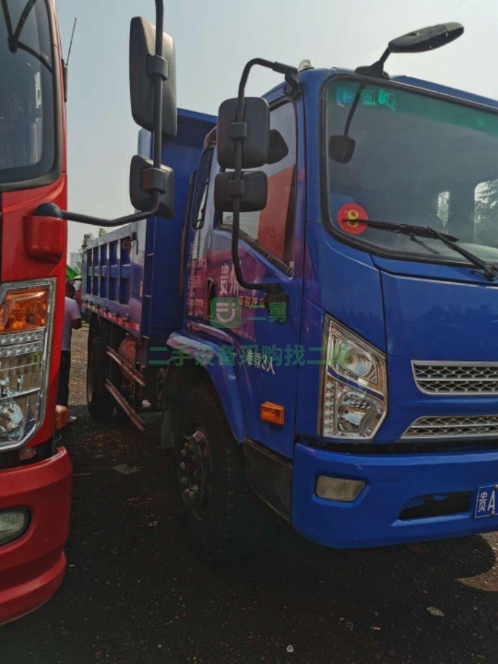 低價出售轉(zhuǎn)讓二手南俊瑞吉自卸車900輪胎