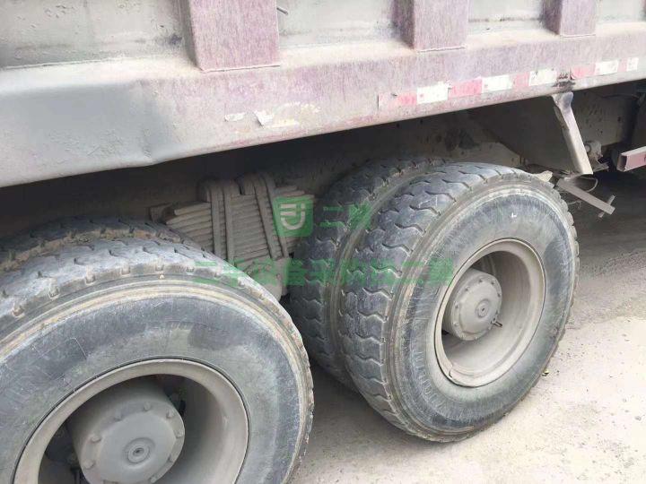 出售15年沒有手續，歐曼前四后八自卸車，全車原版，全車三包正品輪胎。