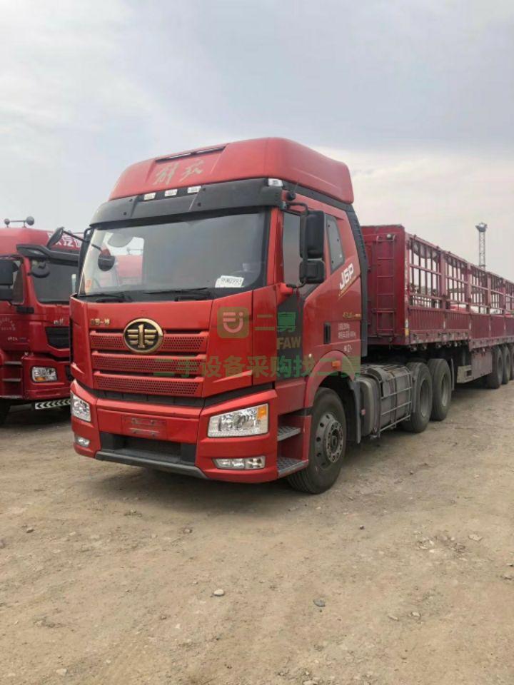 出售二手的九成新的解放國五牽引車