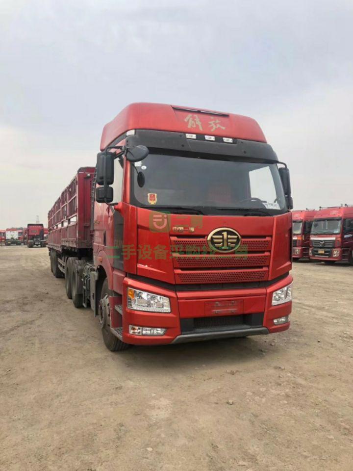 出售二手的九成新的解放國五牽引車