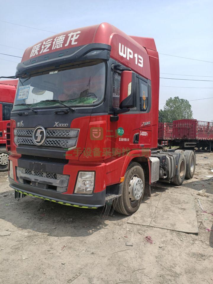 低價出一臺二手德龍X3000牽引車，國五排放