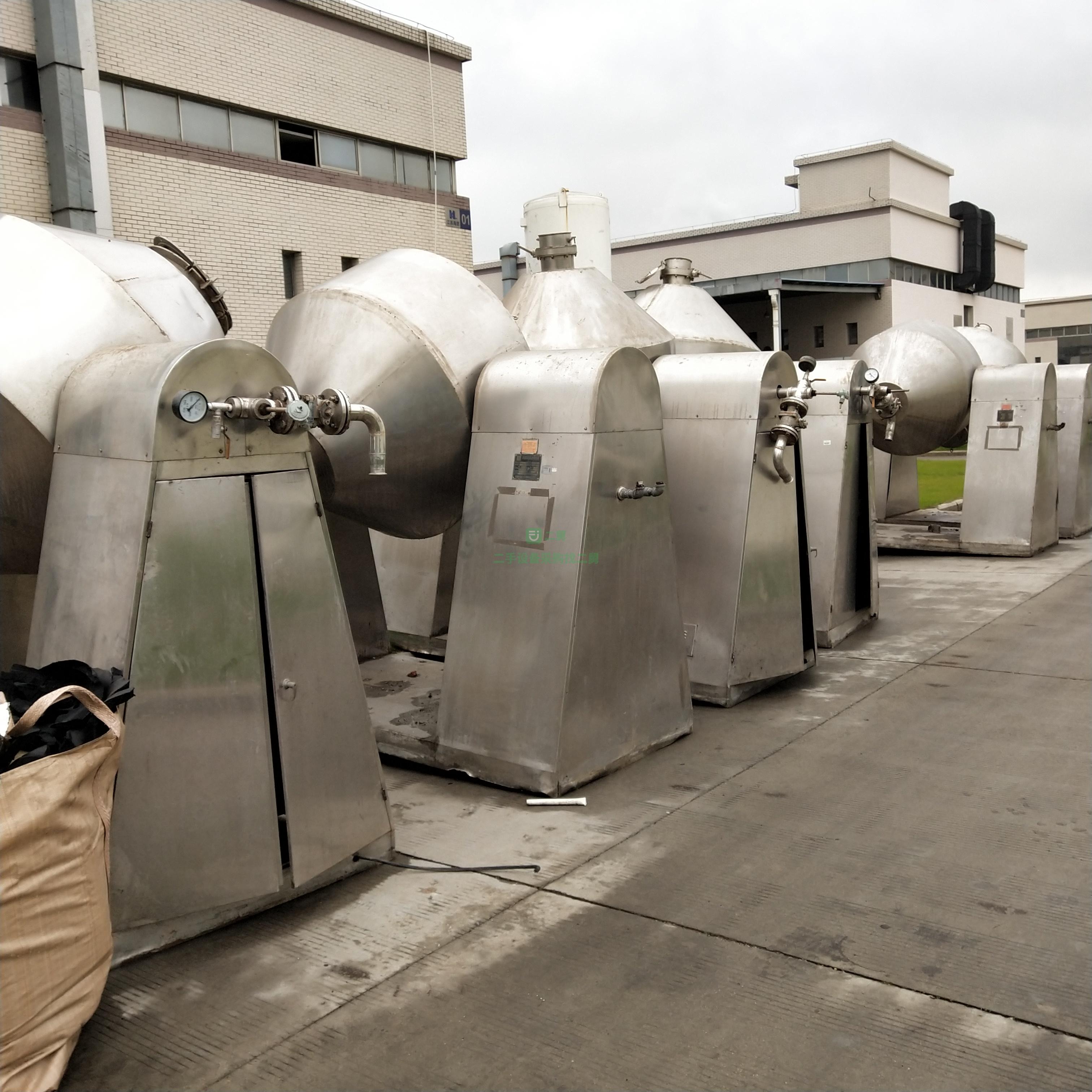 急售3臺耙式干燥機、8臺盤式干燥機、5臺噴霧干燥機
