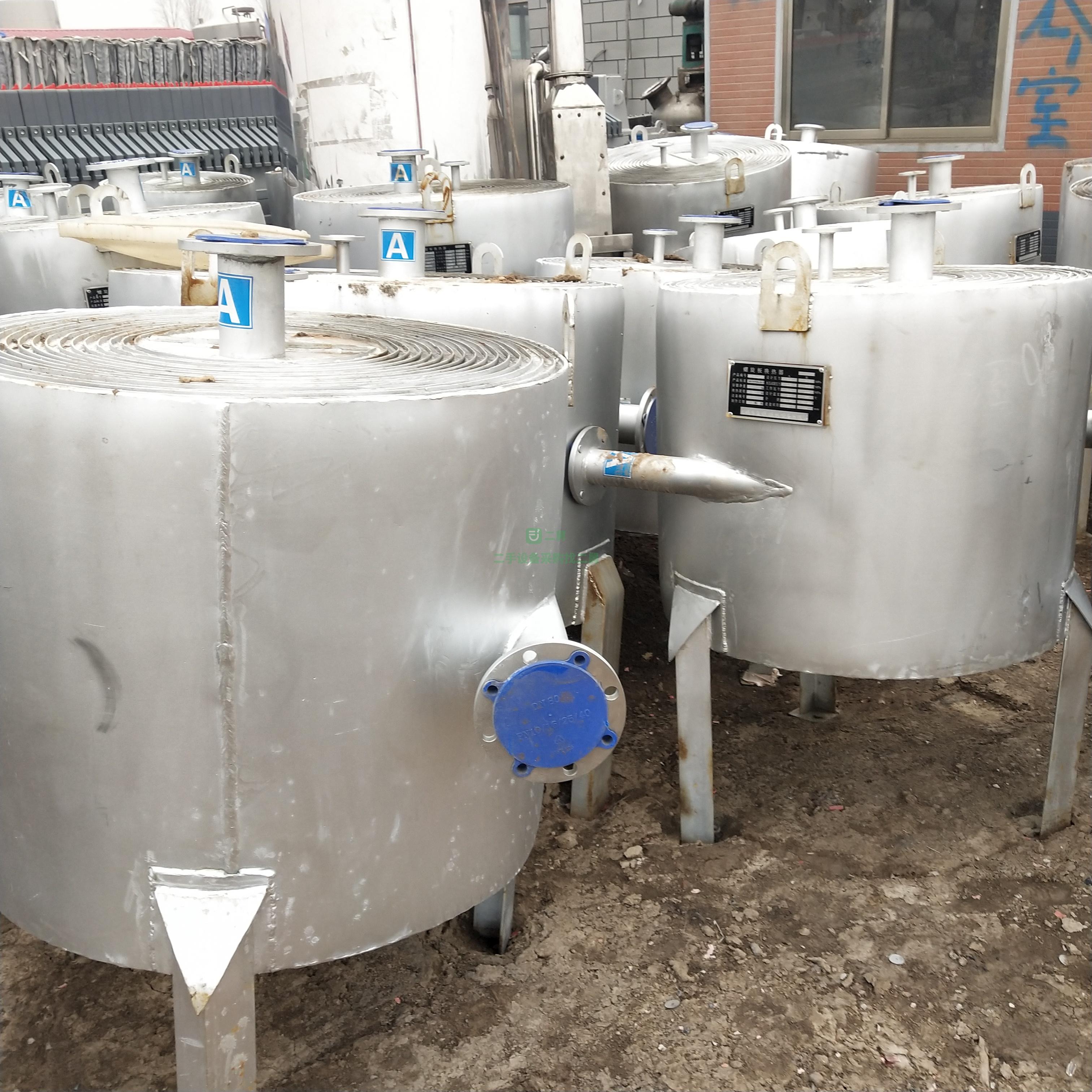 新進一批壓片機、不銹鋼列管冷凝器5---7500平方出售