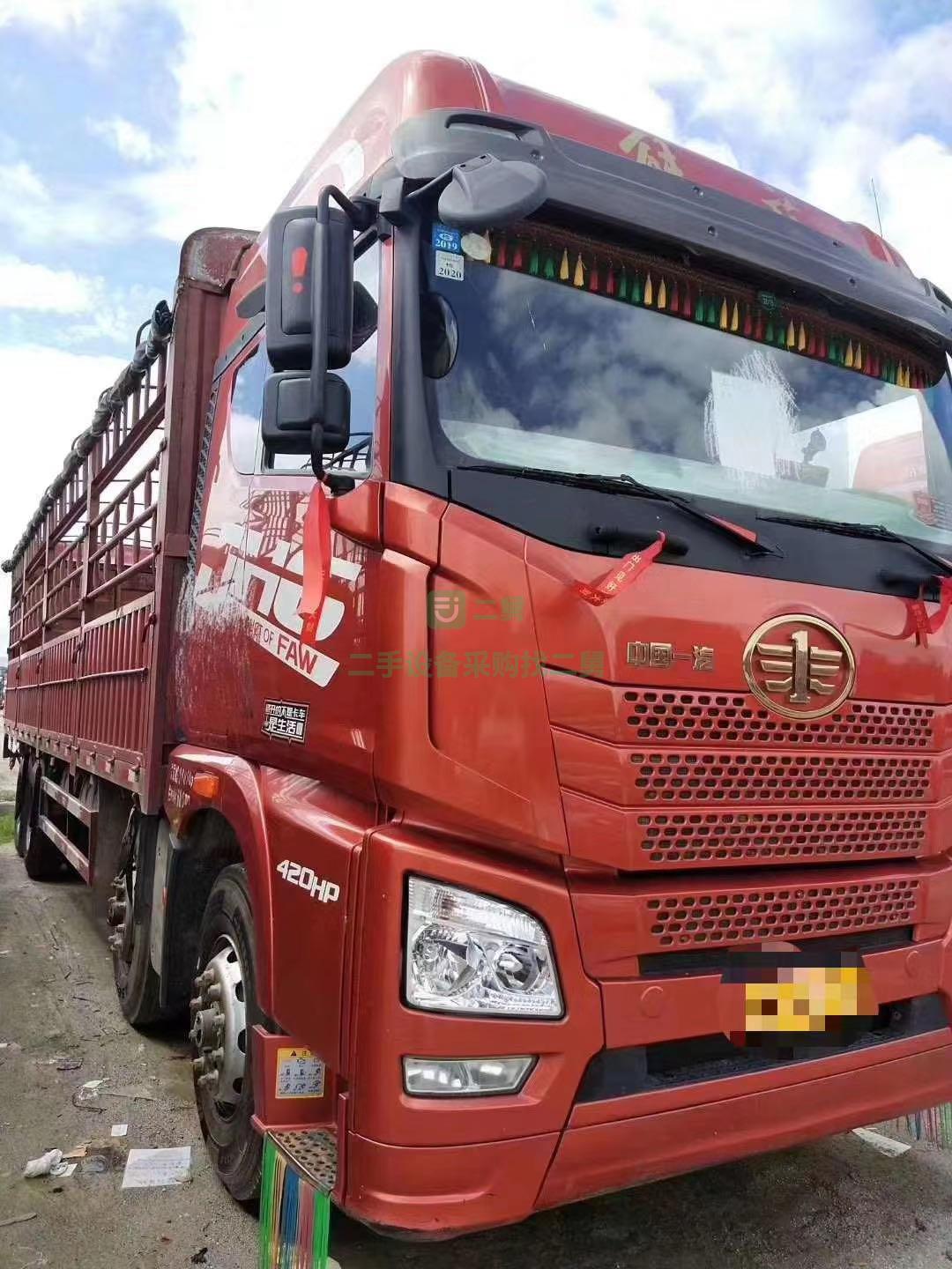 出售國五解放420馬力高欄車況精品牽引車， 車子一審好 隨時提檔