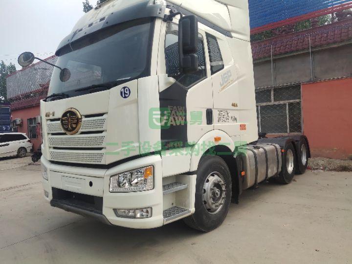 急售物流跑配貨車J6P550馬力牽引車