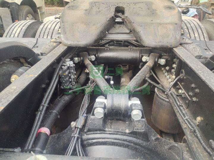 急售物流跑配貨車J6P550馬力牽引車