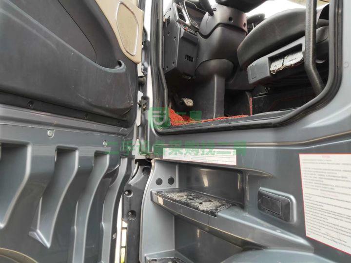 急售九成新精品車格爾發(fā)K7牽引車