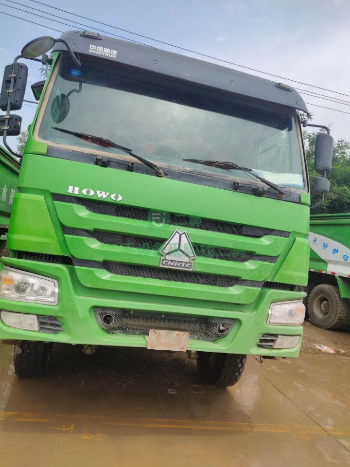 急售一臺(tái)九成新豪沃6.8環(huán)保型自卸車