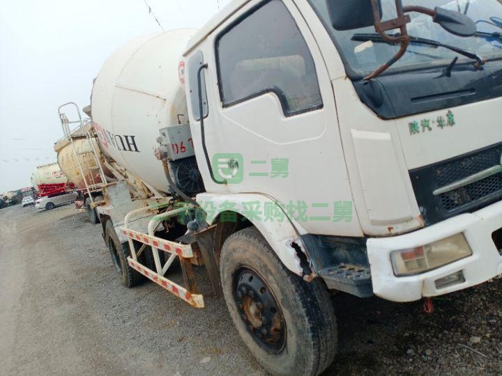 處理一臺(tái)17年國(guó)五陜汽華康攪拌車(chē)