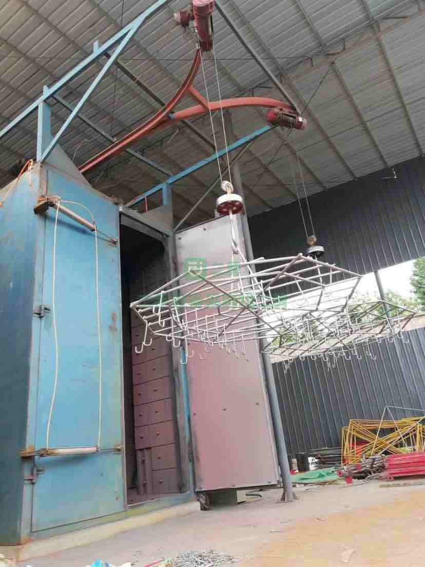 出售吊鉤拋丸機寬3.2米門高5米雙勾一噸，自動大門，沒有任何毛病，接電直接干活