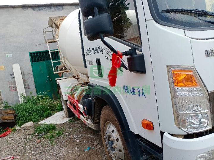 出售18年底重汽王牌，國五攪拌車，全手續