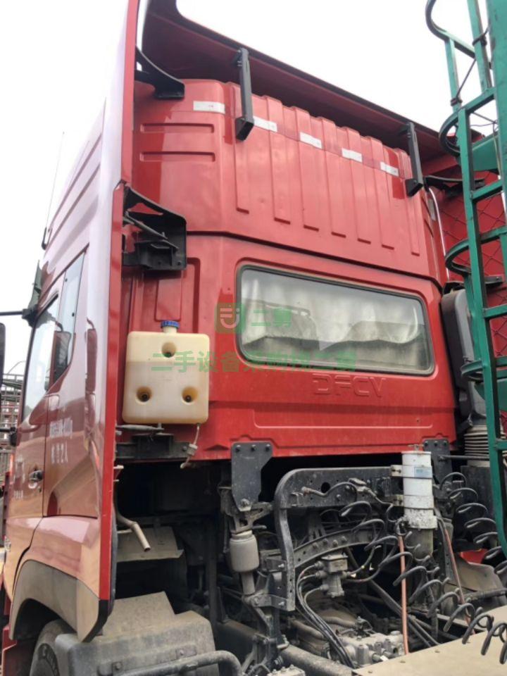 出售一年整東風天龍450雙驅牽引車  帶全保險